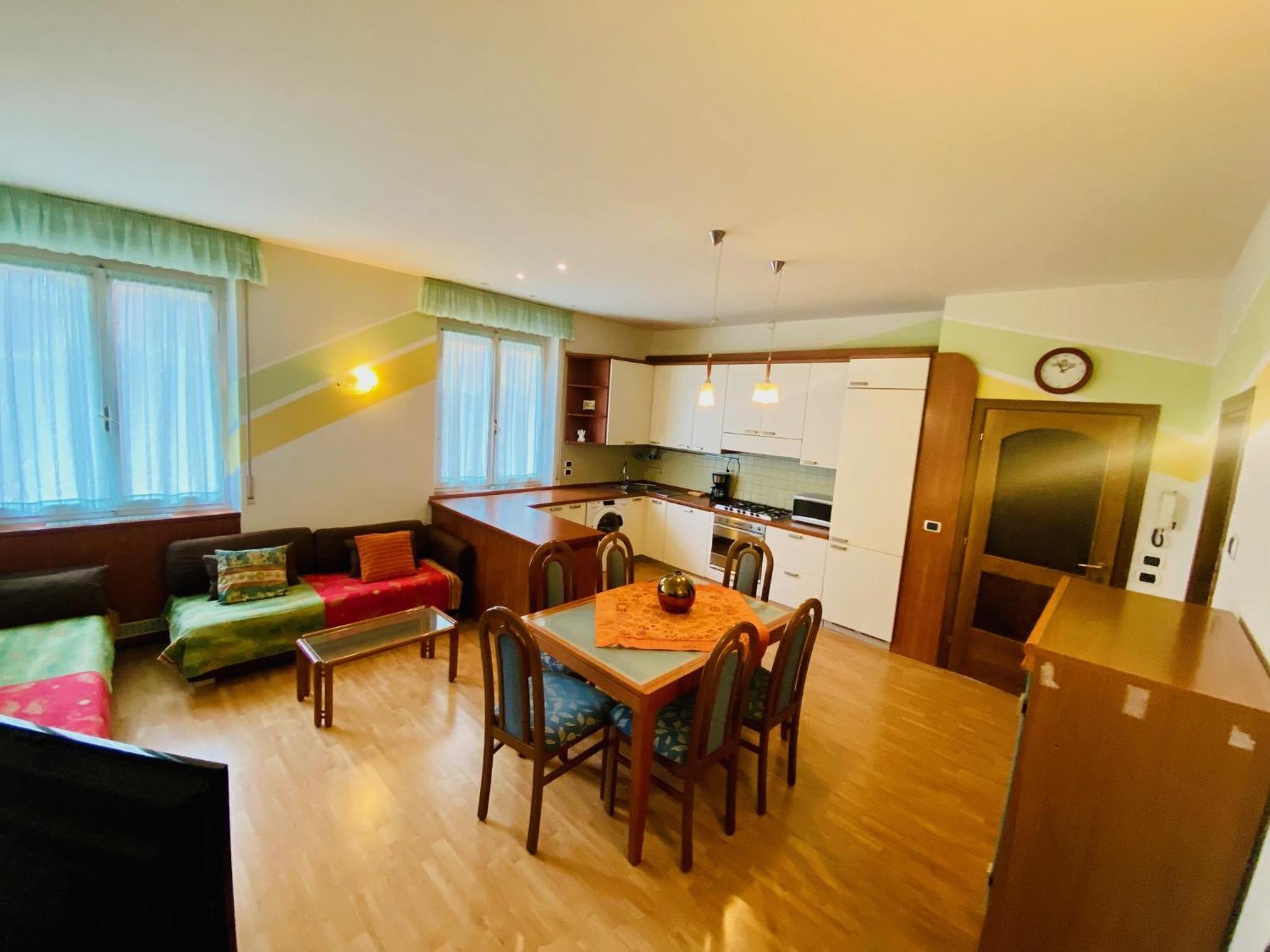 Hotel Ideal Малчезине Екстериор снимка